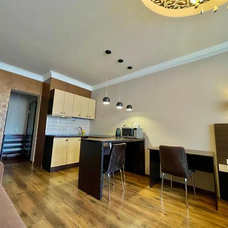 Apartment Elegant Київ Екстер'єр фото