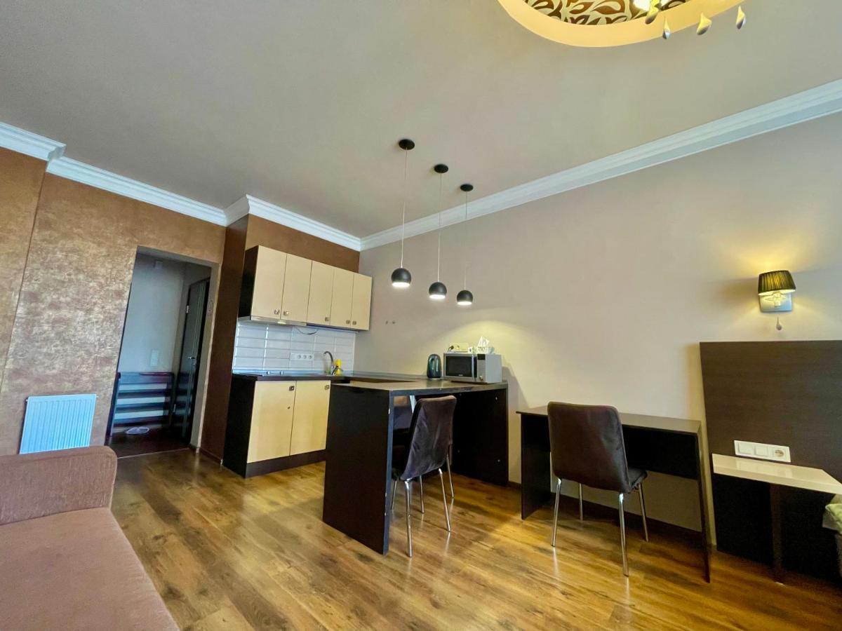 Apartment Elegant Київ Екстер'єр фото